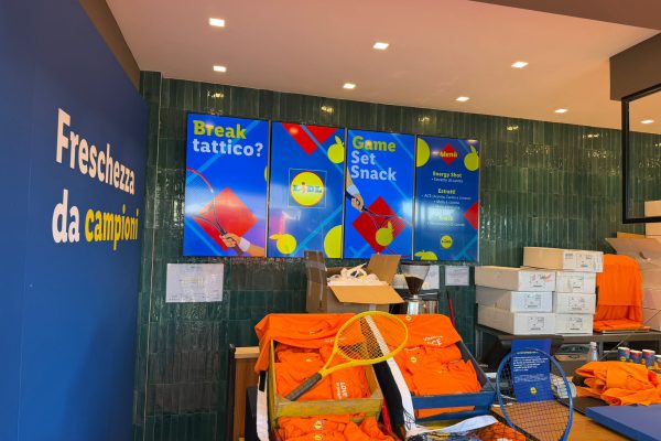 Stand Lidl Freschezza da Campioni - foto allestimento 8 Stand promozionale Lidl Freschezza da Campioni allestimento Samisa Srl