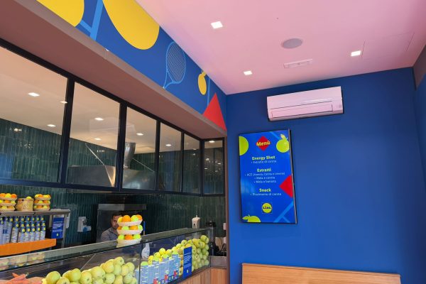 Stand Lidl Freschezza da Campioni - foto allestimento 11 Stand promozionale Lidl Freschezza da Campioni allestimento Samisa Srl